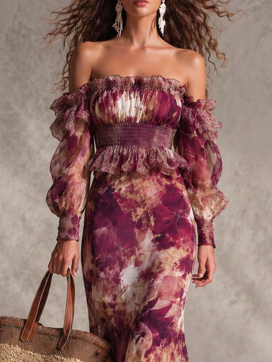 Vestido largo rosa con estampado floral y hombros al aire, de muselina