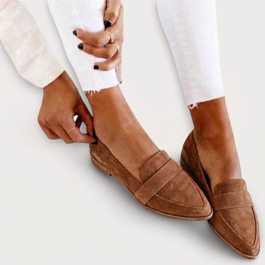 Helen | Mocasín de ante suave con diseño ergonómico