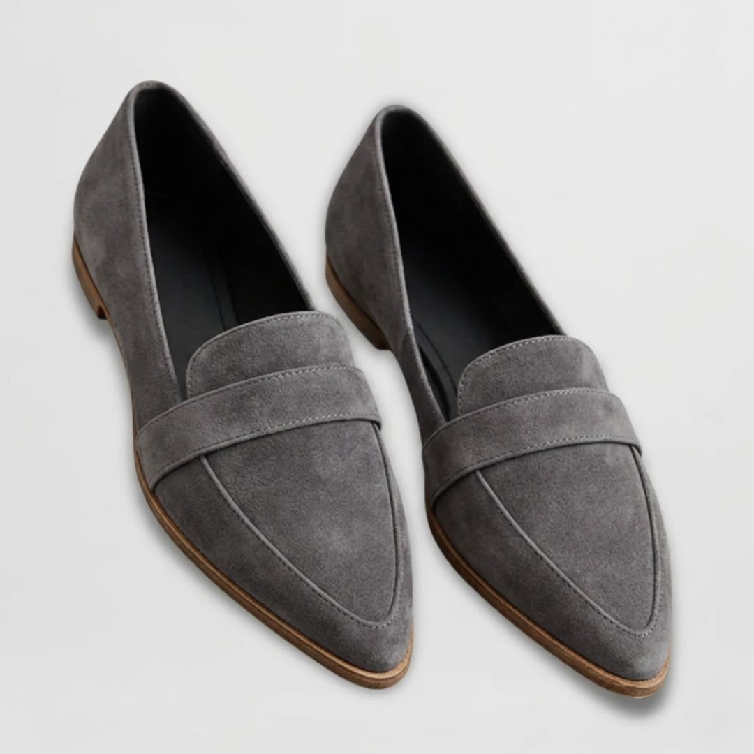 Helen | Mocasín de ante suave con diseño ergonómico