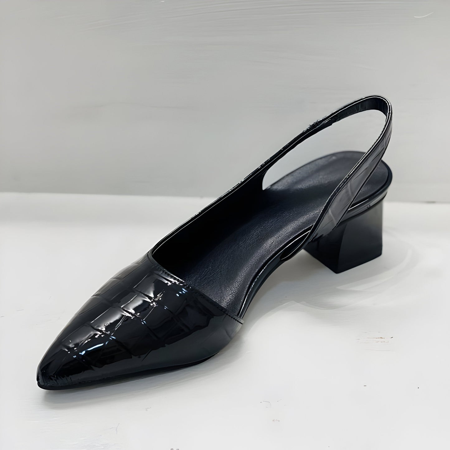 Liza | Zapato destalonado con tacón de bloque y soporte ergonómico
